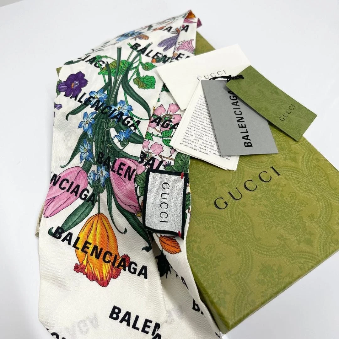 Foulard imprimé flore GUCCI