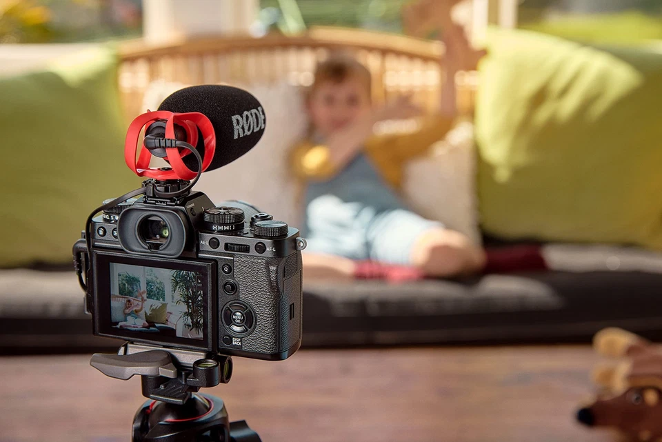 RØDE VideoMicro II Ultra-Compact On-Camera Shotgun Microphone for Recording A... - Image 2 of 4