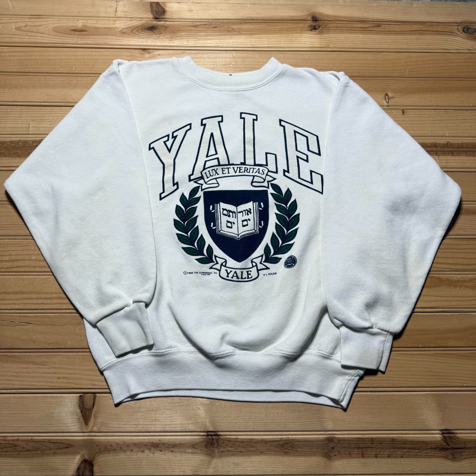 Vintage 1989 Yale University Crest Logo Collegiate Pullover Sweatshirt USA - XL