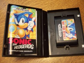 5 Sega Genesis Games Sonic Pool Beavis & Butt-Head Roger Clemens Road Rash 2