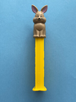  PEZ - Spender mit Fuß / Hase / Häschen / Ostern / Happy Easter / leer    TOP