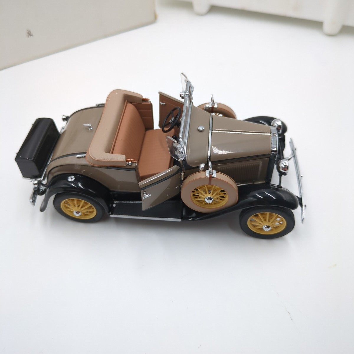 自動車 Danbury Mint 1931 Ford Model A Roadster DANBURY MINT 1931 Ford Model A ROADSTER IN ORIGINAL BOX | eBay