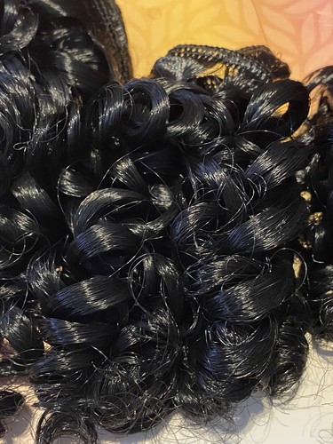 Expression Vogue Curls synthetic hair extensions - Picture 5 of 24
