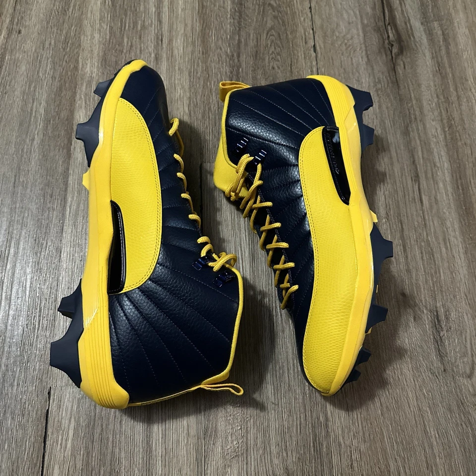 Botín de fútbol americano Jordan 12 Michigan emitido por el equipo talla 15 nuevo Ds PE exclusivo para jugadores Foto 3 de 4