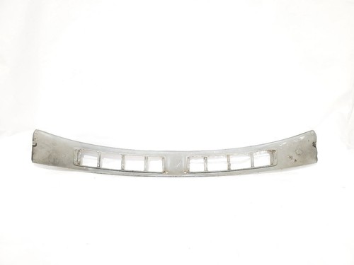 1990 Bentley Turbo R Automatic OEM Windshield Wiper Cowl Vent Panel White  - Picture 7 of 20