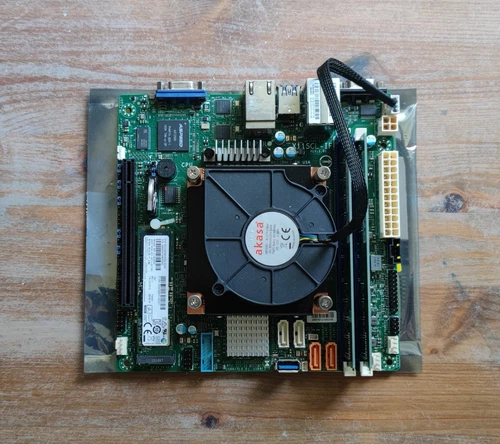 Supermicro X11SCL-IF Mainboard, LGA-1511, Mini-ITX