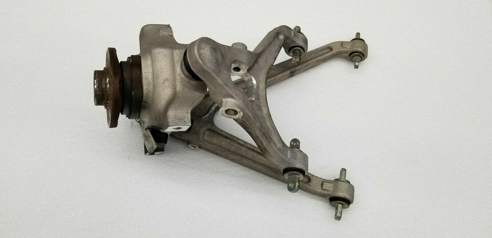 LAMBORGHINI GALLARDO FRONT LEFT SUSPENSION HUB WITH UPPER LOWER CONTROL ARM OEM