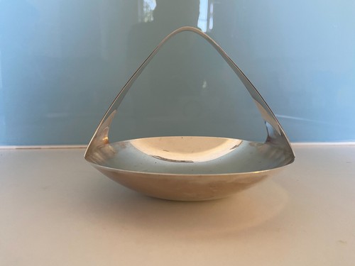 WMF Ikora Germany piatto ciotola decorativo con piedini placcati argento vintage - Foto 3 di 4
