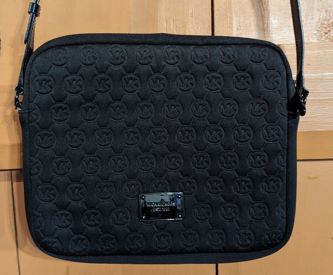 Ipad purse hotsell crossbody