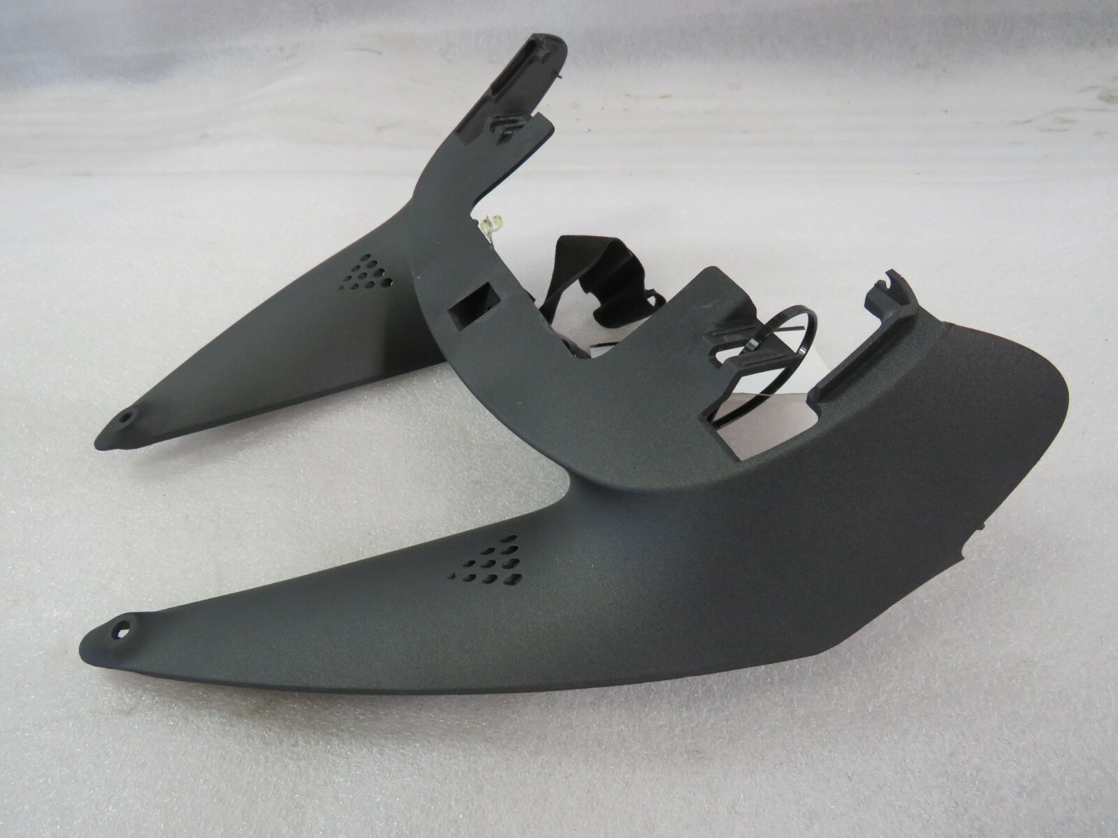 Mclaren 600LT, Lower Speedometer Trim, Plastic, Dmg, Used, P/N 13N2475CP
