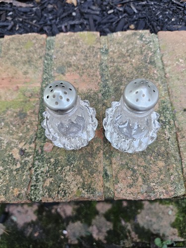 Vintage Victorian Cut Glass Salt And Pepper Shaker Set - Picture 3 of 8