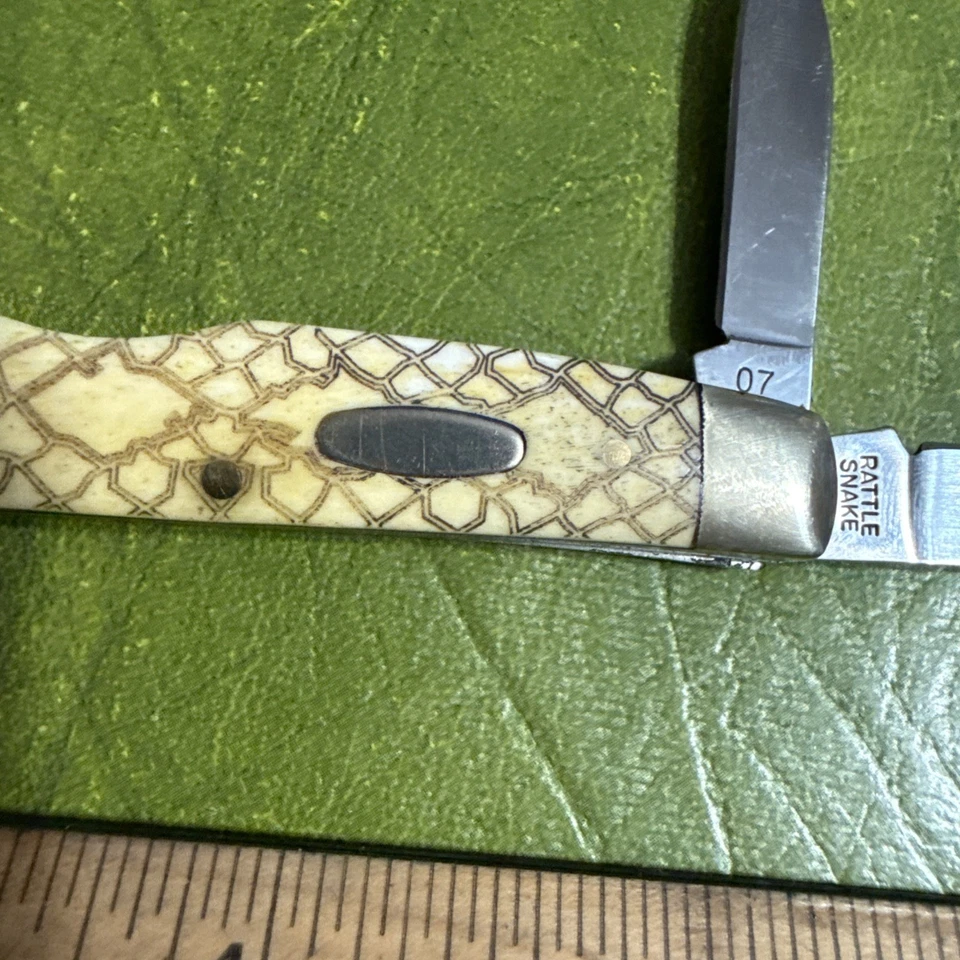 NAVAJA DE BOLSILLO ANTIGUA SERPIENTE DE CASCABEL CONGRASS Nunca Usada Cuchillo Muy Afilado 4 Hojas Foto 4 de 4