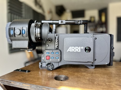 Arri Alexa Complete Raw Odyssey Kit with 5 Lenses - Low Hours