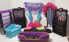 Monster High Furniture Lot