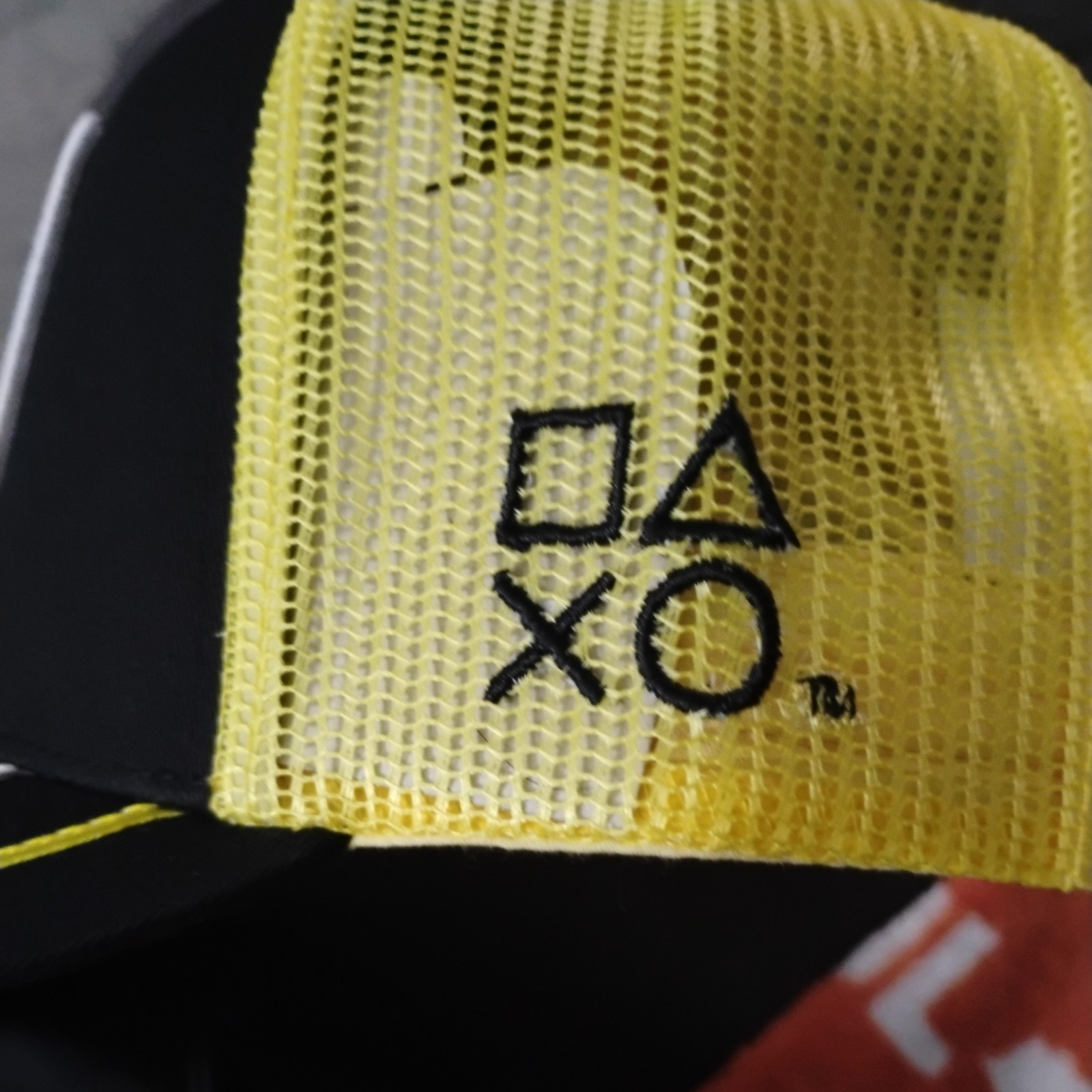 PlayStation X Wolverine Men's Snapback Hat - Black/Yellow image 2
