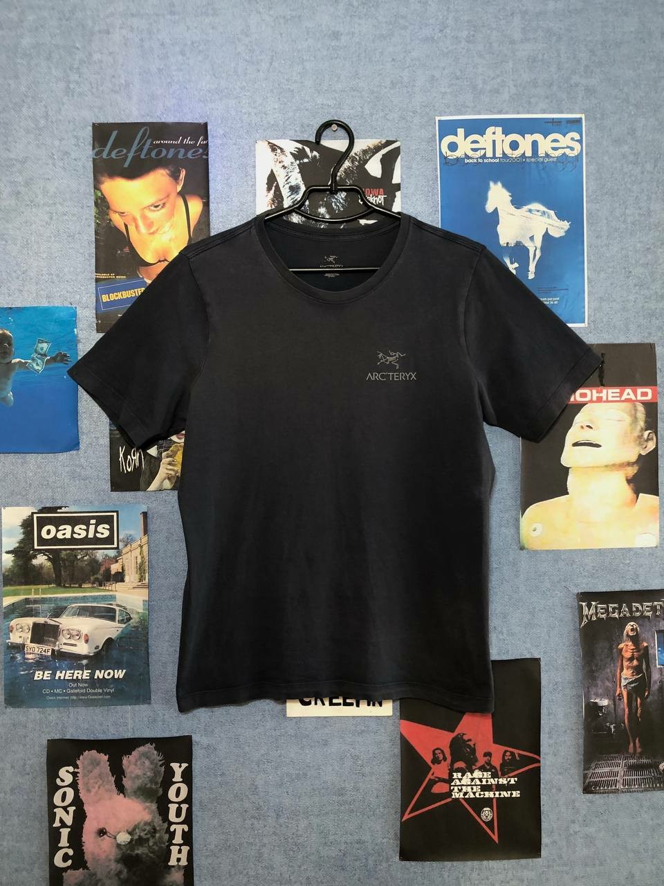 T shirt Arc'teryx vintage piccolo design logo scheletro