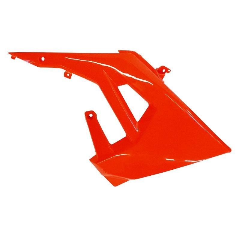 Carenage deflecteur reservoir droit corrige defaut fixation Gilera RCR 50
