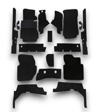 Teppichsatz Teppich für Mercedes W123 Limousine Gummi Absatzschoner schwarz Teppichsatz Teppich für Mercedes W123 Limousine Gummi Absatzschoner schwarz
