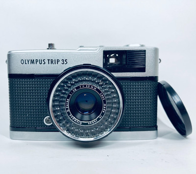 [NEAR MINT] Olympus TRIP 35 Point & Shoot 35mm Film Camera From JAPAN