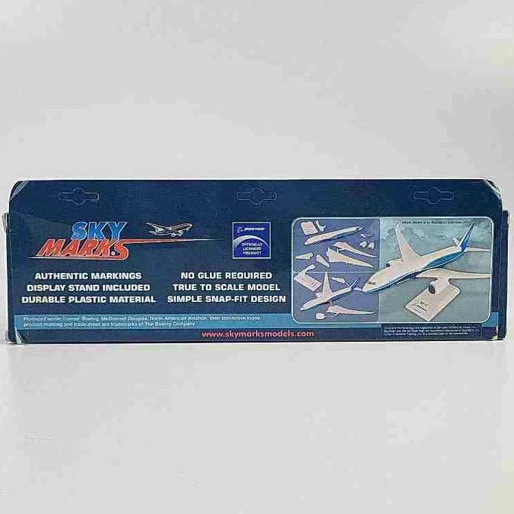 Skymarks 1:200 777-200LR Delta Air Lines N709DN - Изображение 2 из 4