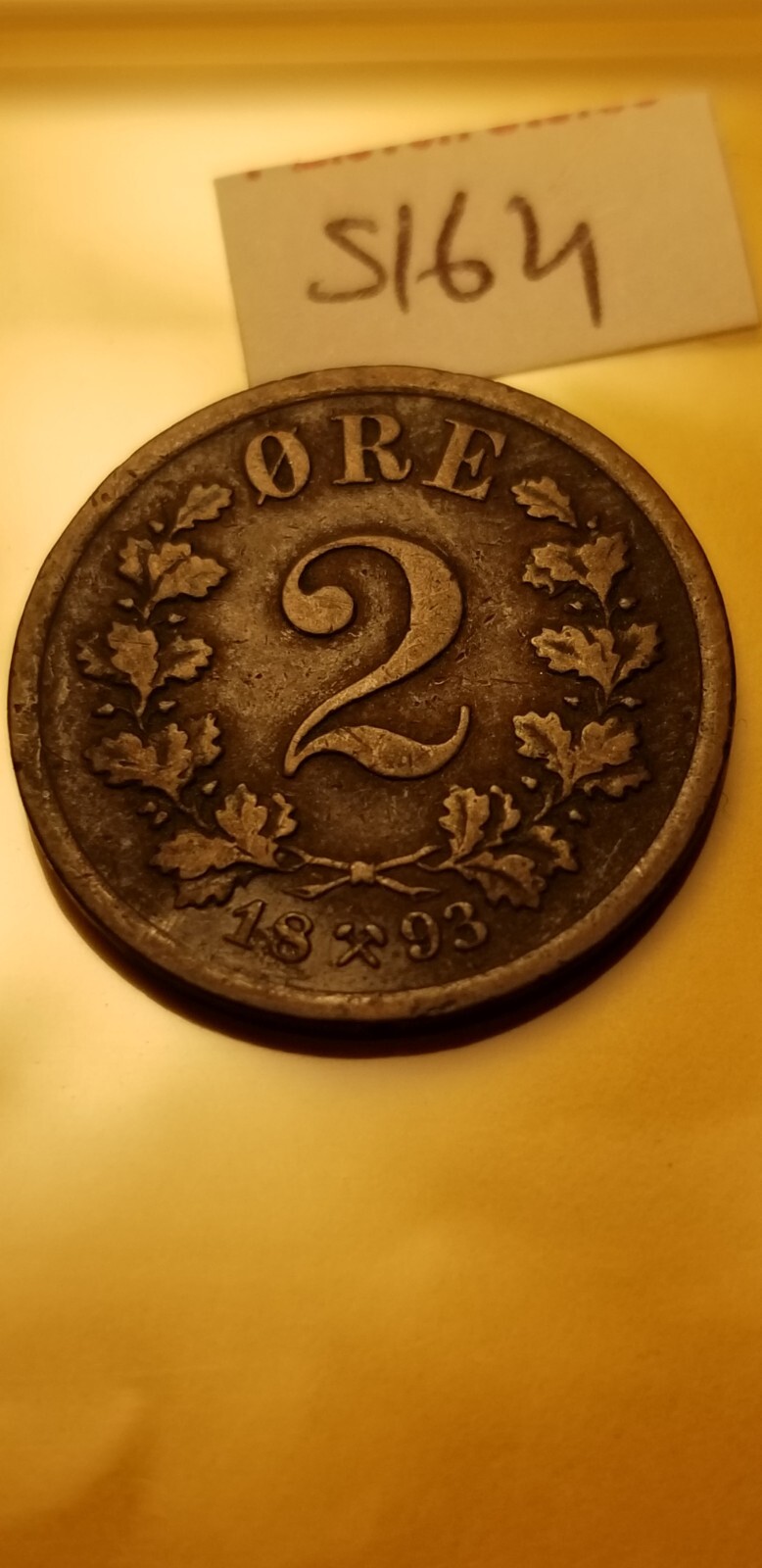 Picture 1 of 2