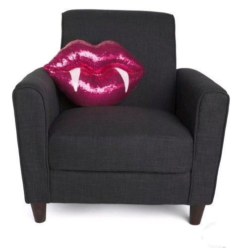 NOVOGRATZ Vampire Lips Fangs Throw RACHEL ZOE Pink Fangs Pillow Halloween SET - Picture 3 of 5