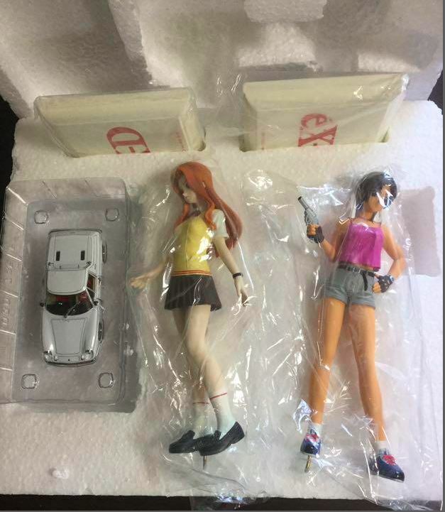 1/8 eX-DRIVER EX-Driver LORNA & LISA with 1/43 Lotus Figure