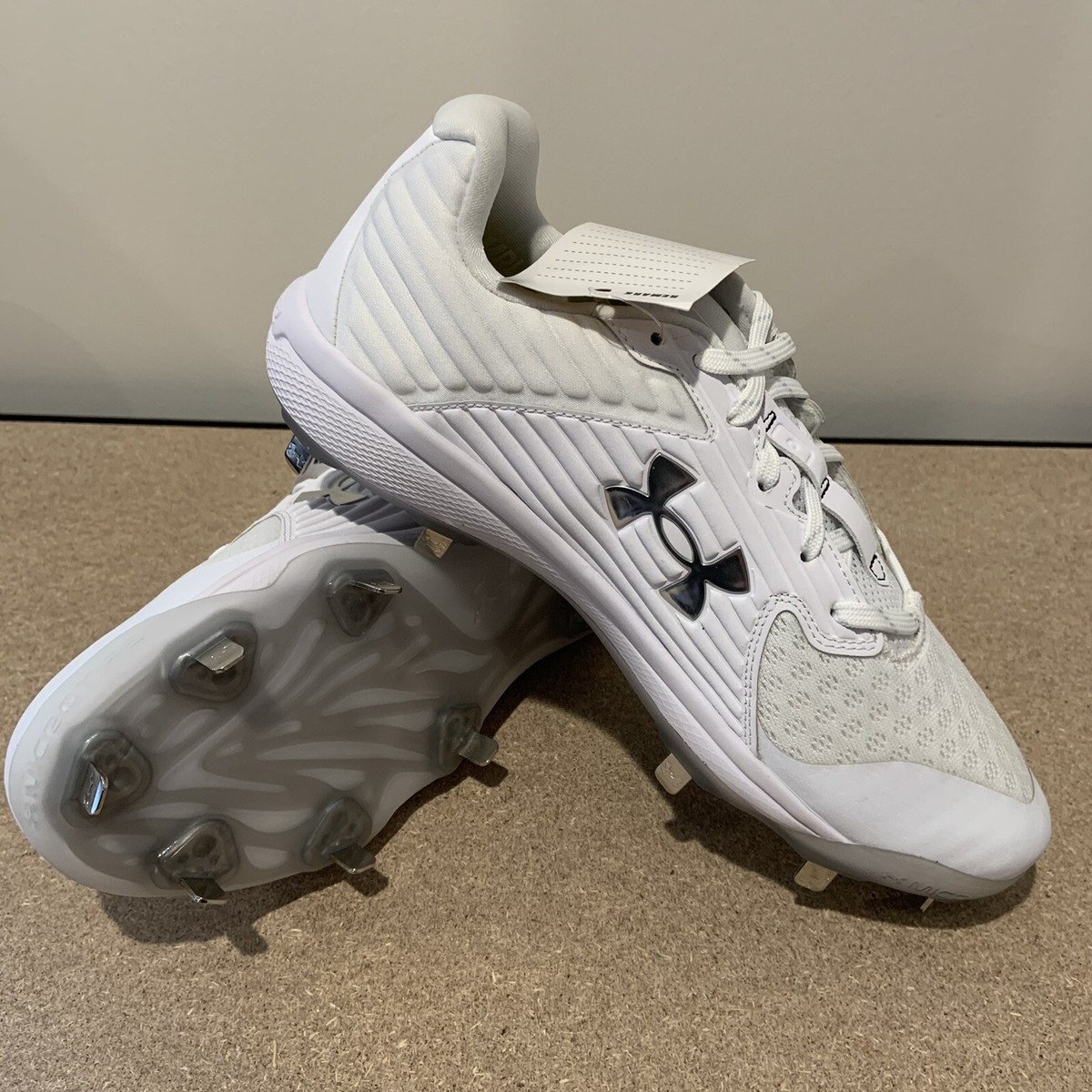 Under armour spikes baseball outlet