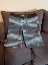 Nike Men's Gray Swim Surf Trunks Board Shorts Drawstring Zip Pocket Logo Sz 30