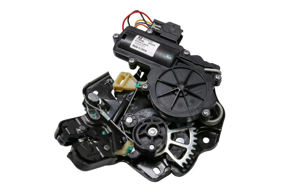 Pestillo de tapa de compartimento de liberación de tapa GM 2016-2020 Cadillac CT6 84635385 FABRICANTE DE EQUIPOS ORIGINALES Foto 3 de 4