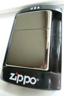 'Black Ice' 2007 Zippo Lighter