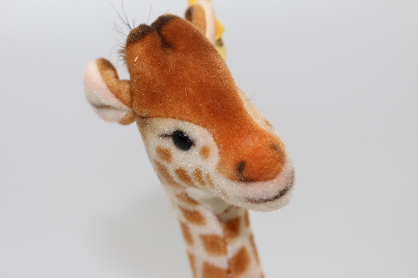 Steiff 11" Standing Bendy Giraffe with Ear Button and Tag 0755/28