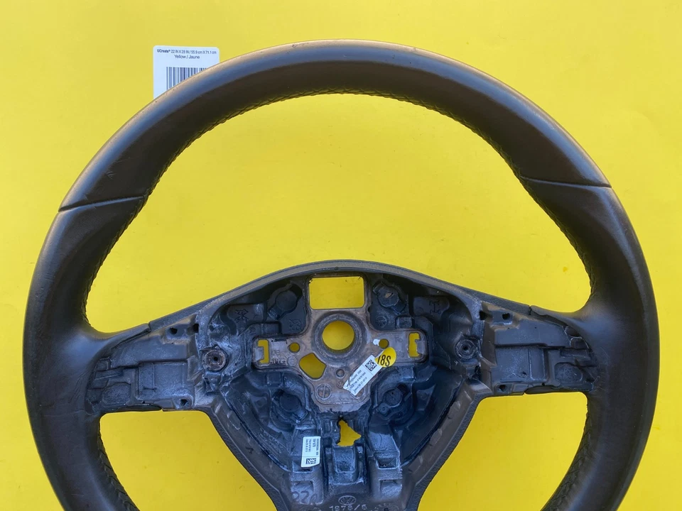 GENUINO VOLANTE VOLKSWAGEN TIGUAN 2012-2015 NEGRO ENVUELTO OEM 61978150G Foto 2 de 4