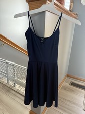 Women's Navy Blue v-neck dress size s windsor