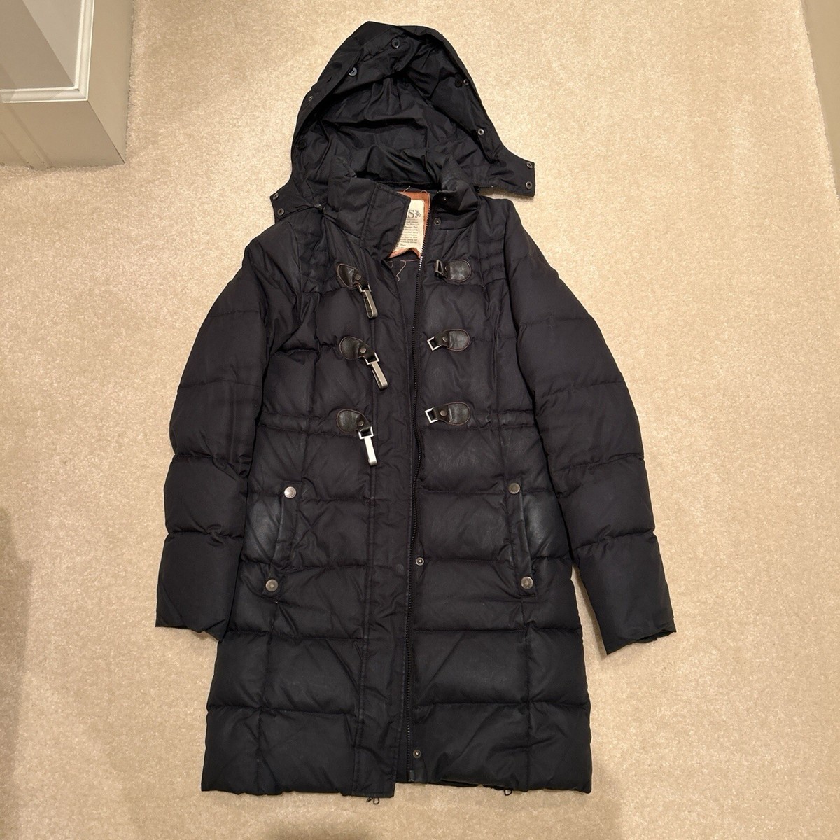 Roots Canada Women’s Black Puffer Jacket Size XS