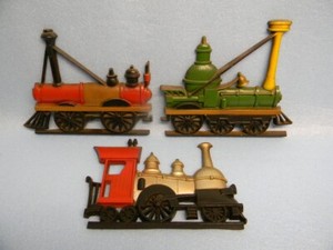 3 VINTAGE 1969 SEXTON LOCOMOTIVE TRAIN CAST WALL HANGING DISPLAYS