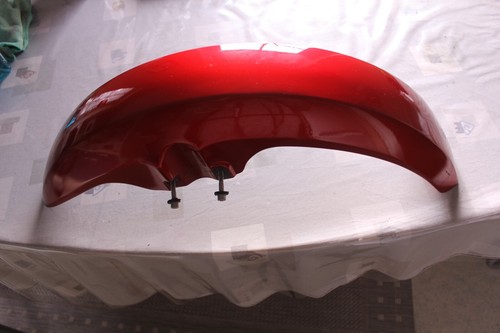 BMW K100 Kotflügel met. rot mit Schrauben