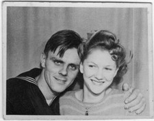 ORIGINAL VINTAGE PHOTO: Navy Sailor Man Male Couple Women Lady Girl 40's 40s WW2