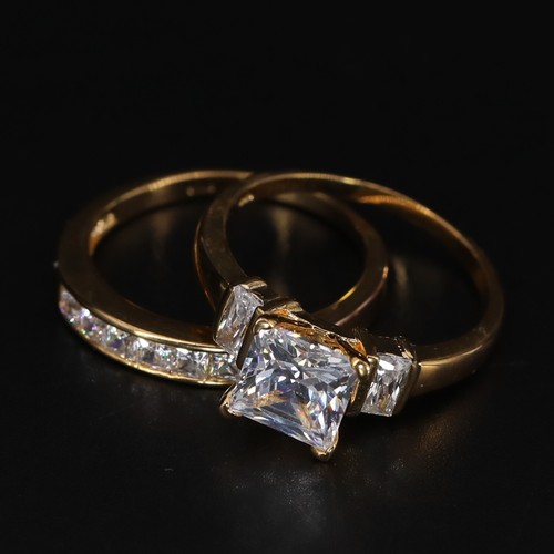 Sterling Silver - Set of 2 White CZ Engagement & Wedding Band Ring Size 9 - 6g - Picture 3 of 5