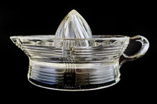 Hazel Atlas Criss Cross Clear Depression Glass Orange Juicer Reamer 1938