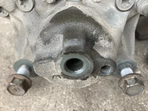 TOYOTA JZX110 MARK2 VEROSSA JZS171 CROWN 1JZGTE rear brake caliper pair #2S - Picture 10 of 19