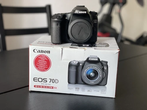 Canon EOS 70D 20.2 MP SLR-Digitalkamera - Schwarz (Nur Gehäuse)