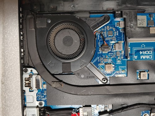 Dell Latitude 5400 Core i5-8365U@1.60GHz, NO RAM ,NO SSD , FORPARTS ONLY - Picture 8 of 15