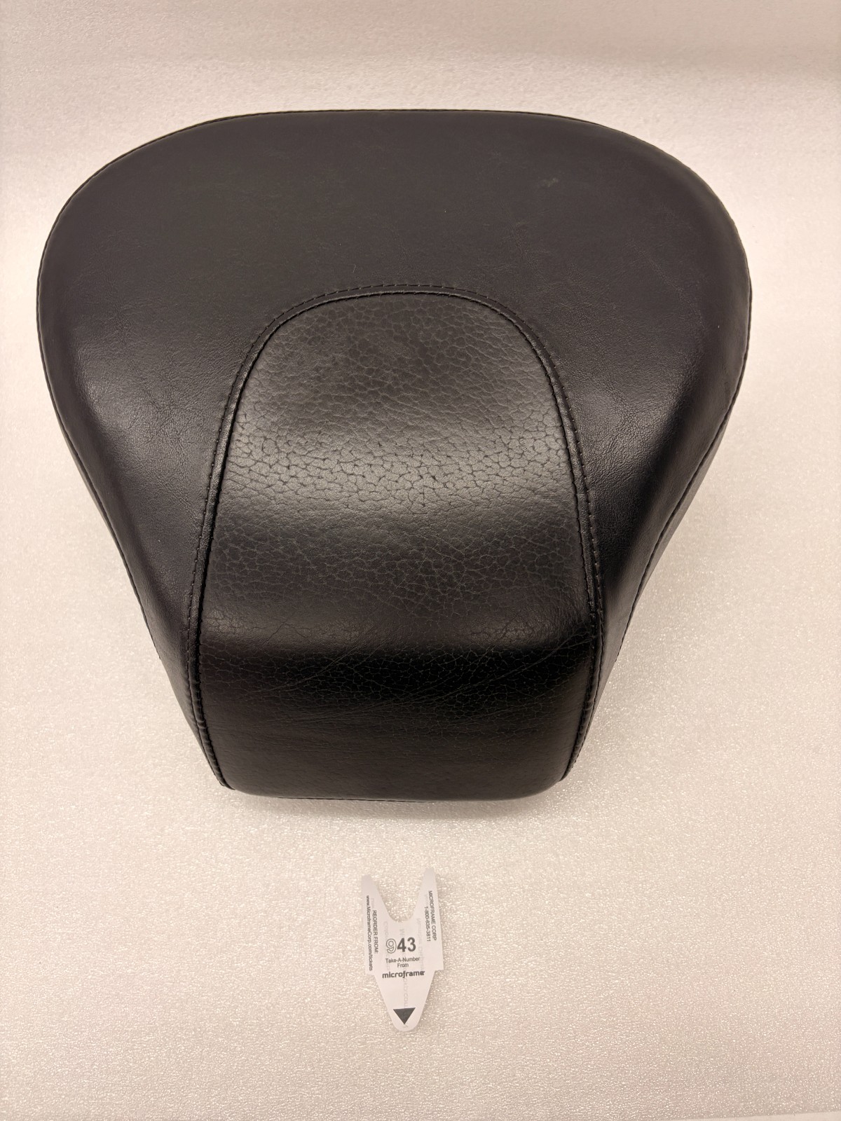 GENUINE HARLEY 2010-17 SOFTAIL FAT BOY PASSENGER WIDE PILLION SEAT NICE   B2