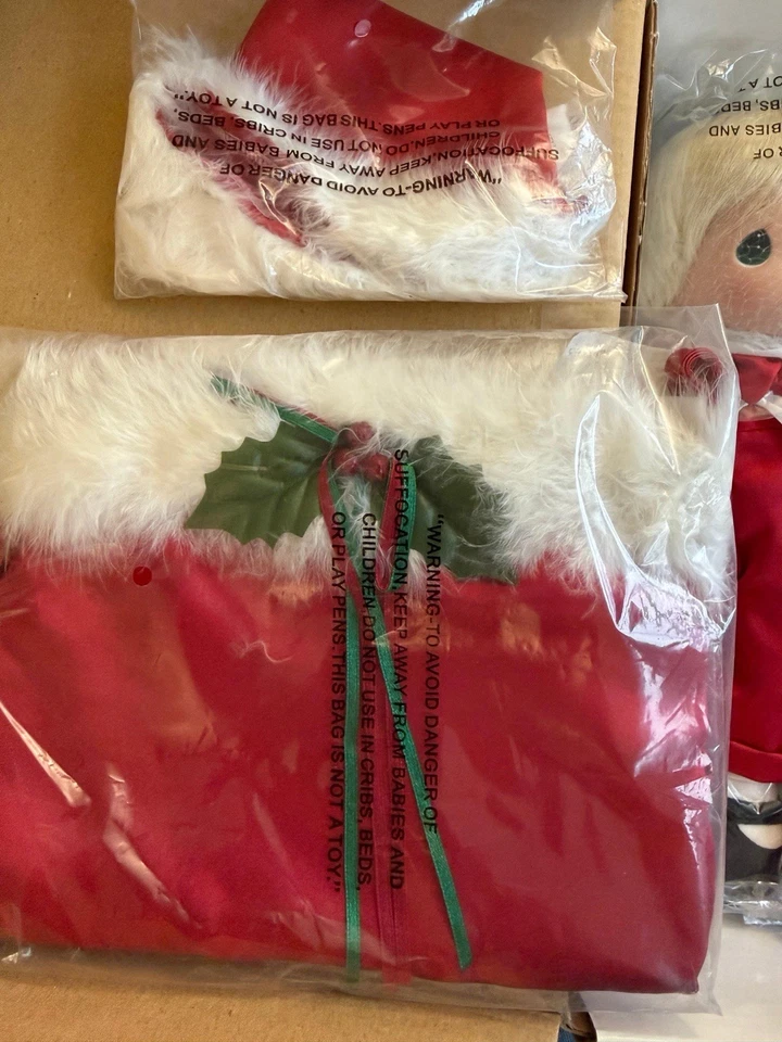 "2005"Set of 2 Precious Moments Christmas Dolls Twice As Much Fun Boy Girl #1163 - Image 2 of 3