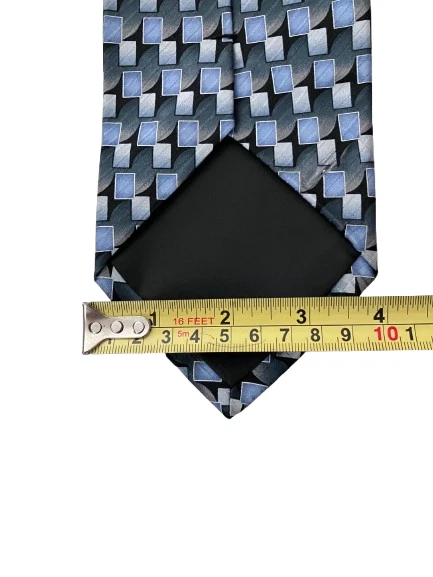 Corbata geométrica cosida a mano 100 % seda Kilburne & Finch Fine Clothiers Foto 4 de 4