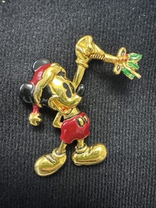 Vintage Napier Disney Pin Mickey Mouse With Mistletoe 2 x 1.5  Signed Christmas