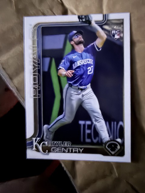 2025 Topps Series 1 - Tyler Gentry #6 (RC)