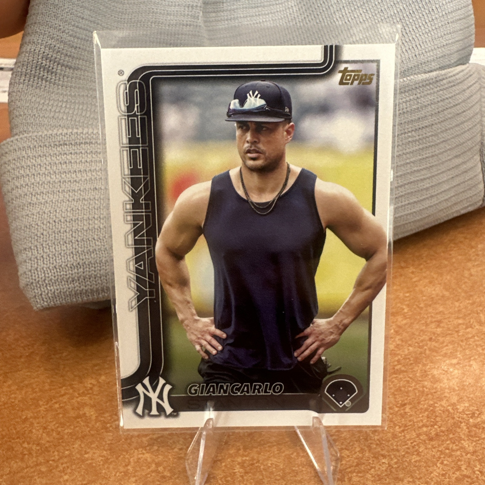 Giancarlo Stanton 2025 Topps Series 1 Golden Mirror SSP #262 Yankees Variation