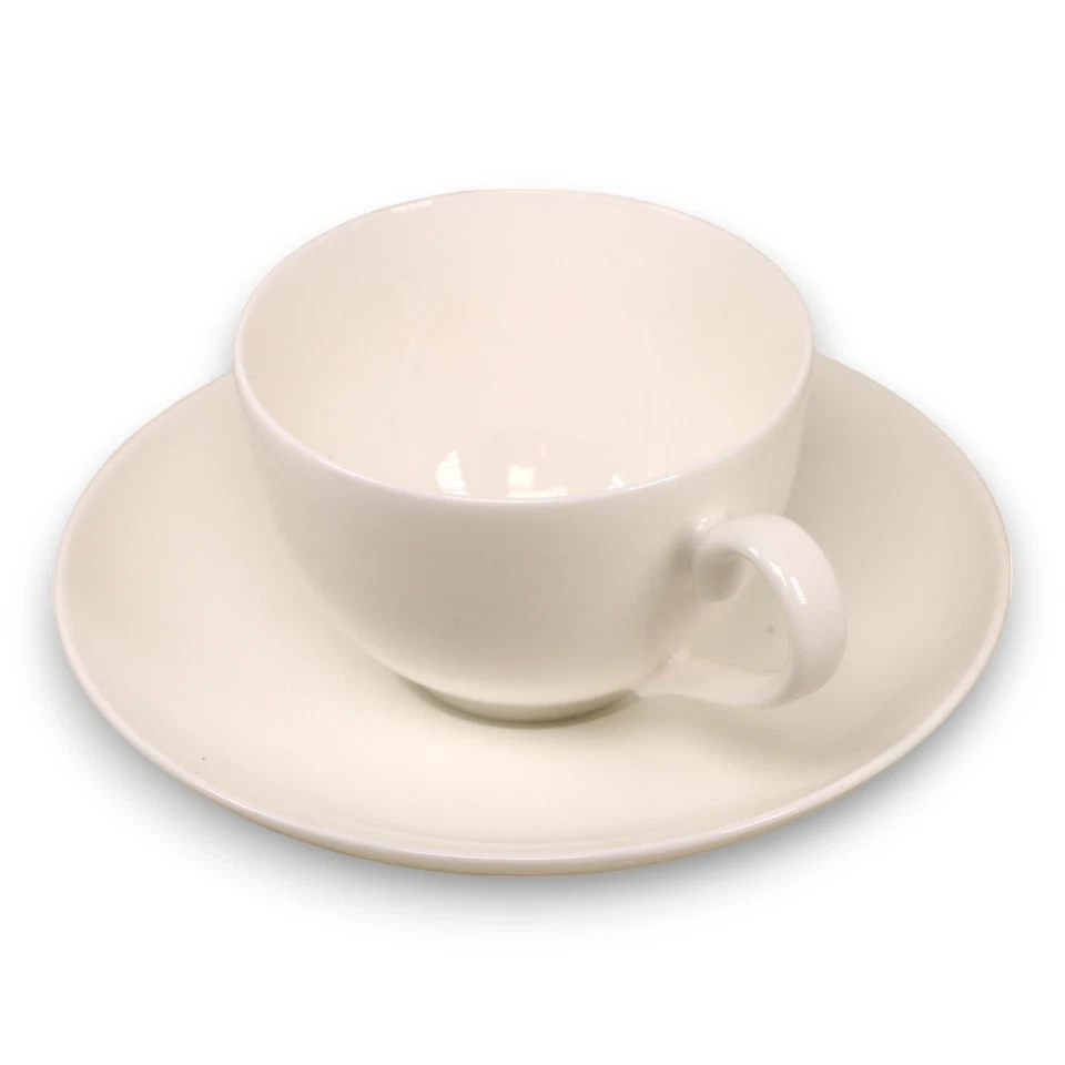 Juego de tazas y platillos de té blanco Villeroy & Boch Royal Weiss Alemania Foto 2 de 4